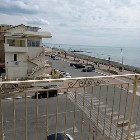 Appartement Magnificent House By The Sea